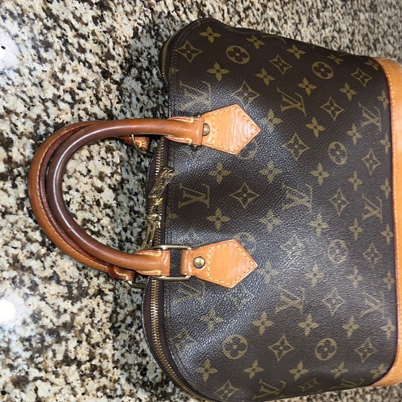 Louis Vuitton Monogram Canvas Handbag in Brown and Tan - Picture 6 of 7
